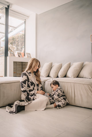 ABRIGO COW PRINT BABY