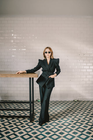 SUIT PICO NEGRO
