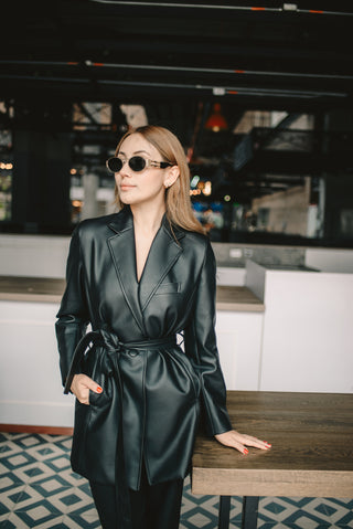 BLAZER NEGRO EFECTO PIEL
